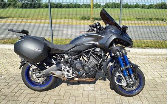Gebrauchtmotorrad Yamaha Niken - Bild 1