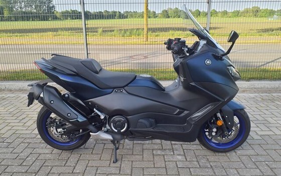 Gebrauchtmotorrad Yamaha TMAX 560 - Bild 1
