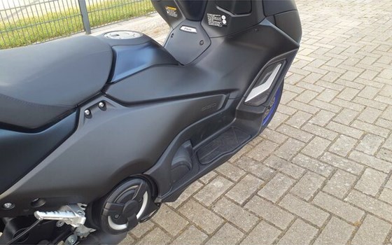 Gebrauchtmotorrad Yamaha TMAX 560 - Bild 12