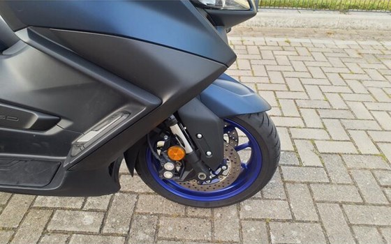 Gebrauchtmotorrad Yamaha TMAX 560 - Bild 15