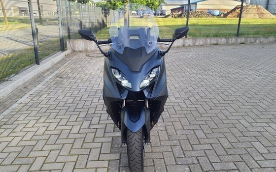 Gebrauchtmotorrad Yamaha TMAX 560 - Bild 2