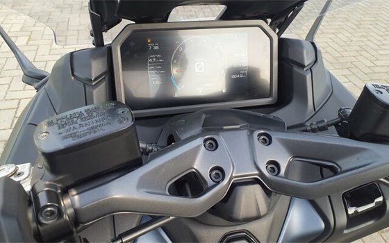 Gebrauchtmotorrad Yamaha TMAX 560 - Bild 4