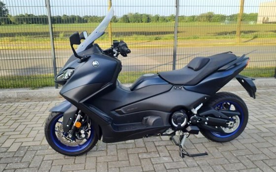 Gebrauchtmotorrad Yamaha TMAX 560 - Bild 7