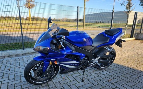 Gebrauchtmotorrad Yamaha R1 - Bild 2