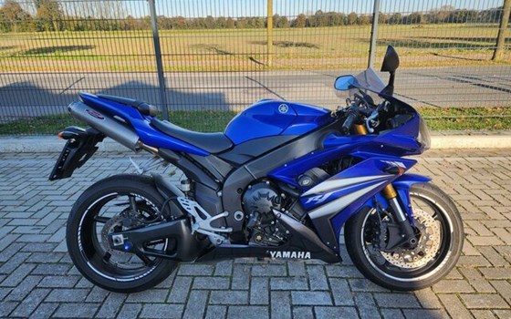 Gebrauchtmotorrad Yamaha R1 - Bild 3