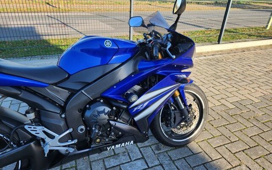 Gebrauchtmotorrad Yamaha R1 - Bild 8