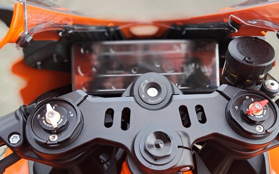 Neufahrzeug KTM 990 RC R - Bild 7