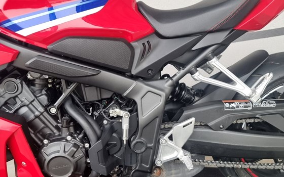 Gebrauchtmotorrad Honda CB650R - Bild 9