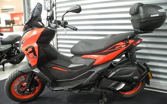 Gebrauchtmotorrad Aprilia SR GT Sport 200 - Bild 2