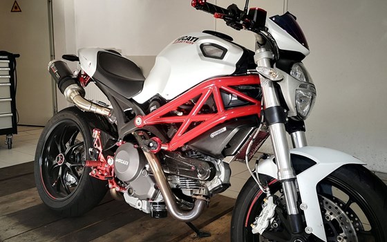 Gebrauchtmotorrad Ducati Monster 796 - Bild 2