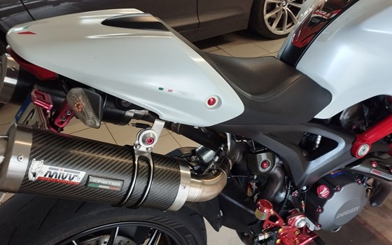 Gebrauchtmotorrad Ducati Monster 796 - Bild 3