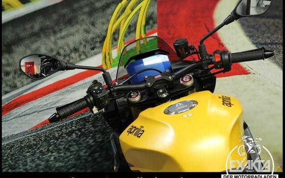 Neufahrzeug Aprilia Tuono V4 1100 - Bild 10