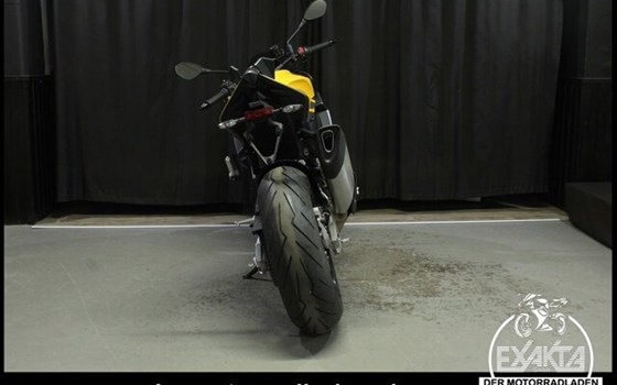 Gebrauchtmotorrad Aprilia Tuono V4 1100 - Bild 4