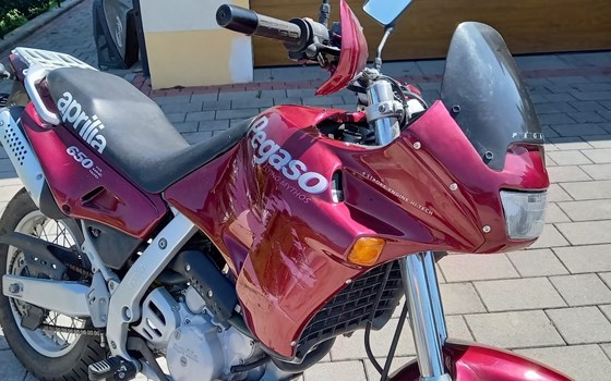 Gebrauchtmotorrad Aprilia Pegaso 650 - Bild 1
