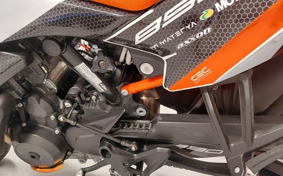 Gebrauchtmotorrad KTM 890 SMT - Bild 5