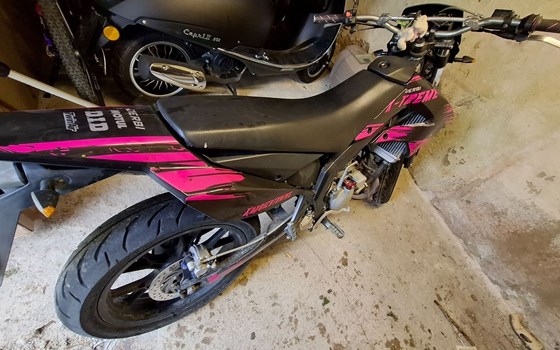 Gebrauchtmotorrad Gilera SMT 50 2T - Bild 5