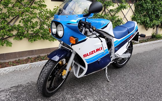 Gebrauchtmotorrad Suzuki GSX-R 750 - Bild 1