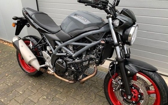 Gebrauchtmotorrad SWM SM 650 R - Bild 2