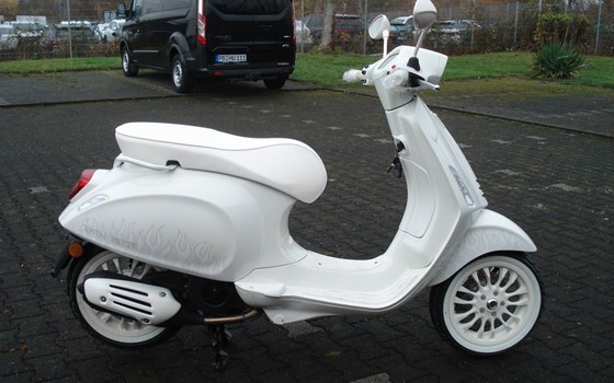 Neufahrzeug Vespa Sprint 125 - Bild 1