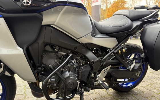 Gebrauchtmotorrad Yamaha Tracer 9 GT+ - Bild 9