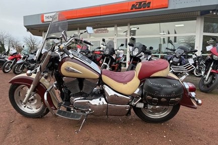 Suzuki Intruder VL 1500 LC