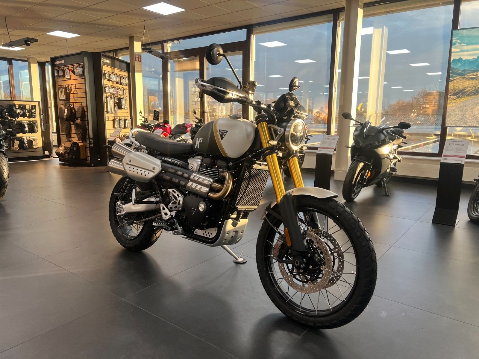 Triumph Scrambler 1200 XE