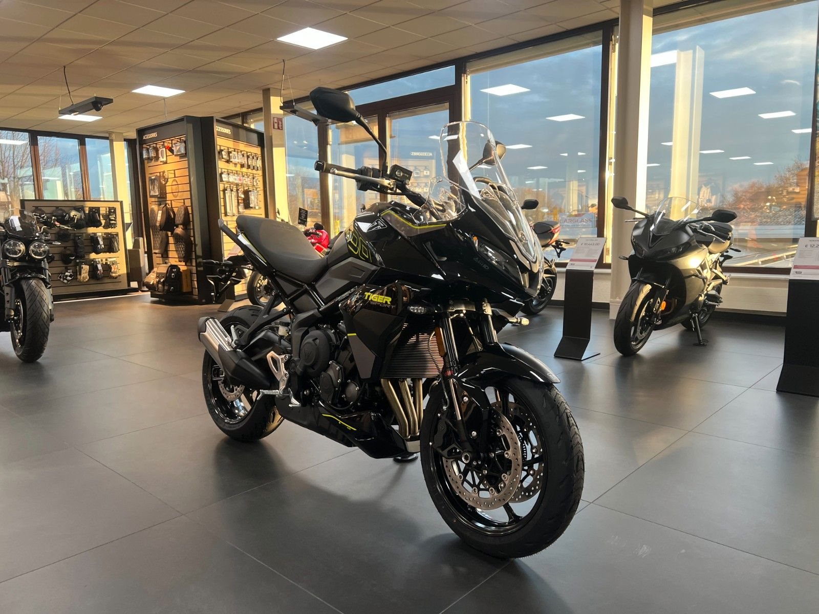 Triumph Tiger Sport 800