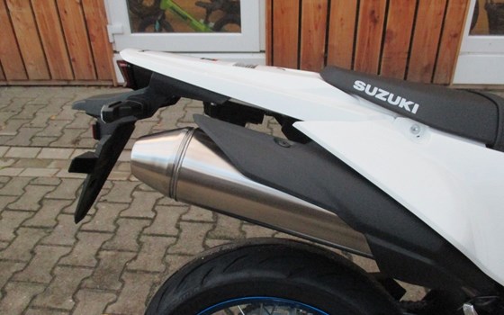 Neufahrzeug Suzuki DR-Z4SM - Bild 10