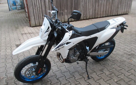 Gebrauchtmotorrad Suzuki DR-Z4SM - Bild 6