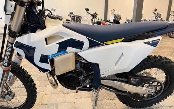 Neufahrzeug Husqvarna TE 250 2026 - Bild 6
