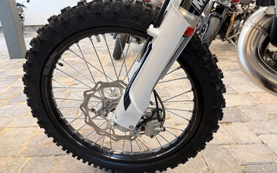 Neufahrzeug Husqvarna TE 250 2026 - Bild 7