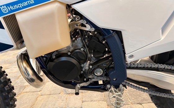 Neufahrzeug Husqvarna TE 250 2026 - Bild 8