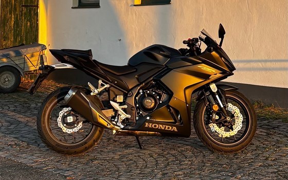 Gebrauchtmotorrad Honda CBR500R - Bild 1