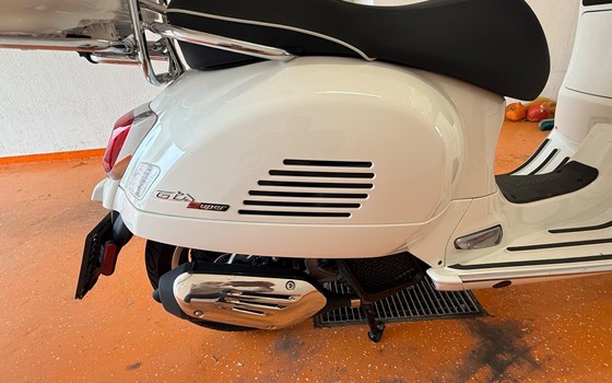 Gebrauchtmotorrad Piaggio GTS 125 - Bild 6