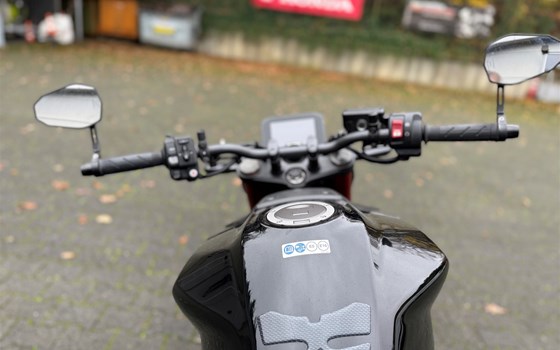 Gebrauchtmotorrad Honda CB750 Hornet - Bild 8