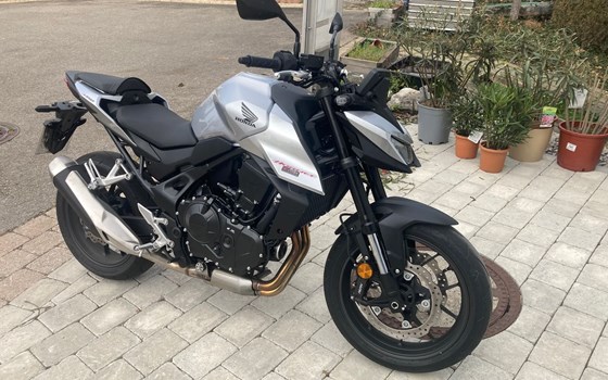 Gebrauchtmotorrad Honda CB750 Hornet - Bild 3