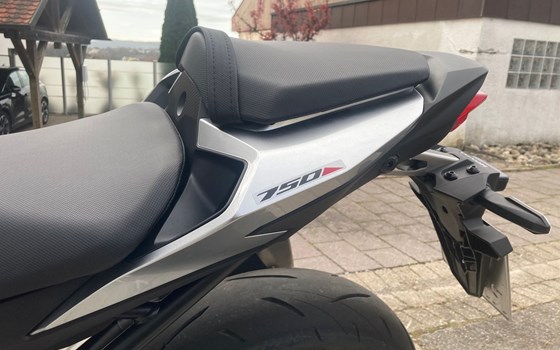 Gebrauchtmotorrad Honda CB750 Hornet - Bild 6