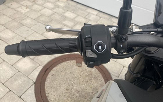 Gebrauchtmotorrad Honda CB750 Hornet - Bild 8