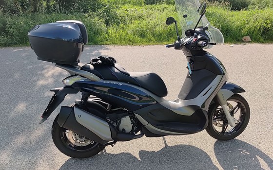 Gebrauchtmotorrad Piaggio Beverly 350ie ABS/ASR - Bild 2