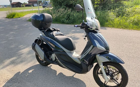 Gebrauchtmotorrad Piaggio Beverly 350ie ABS/ASR - Bild 3
