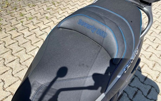 Gebrauchtmotorrad Piaggio Beverly 350ie ABS/ASR - Bild 5
