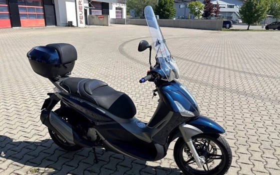 Gebrauchtmotorrad Piaggio Beverly 350ie ABS/ASR - Bild 9