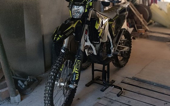 Gebrauchtmotorrad Husqvarna FE 350 - Bild 2