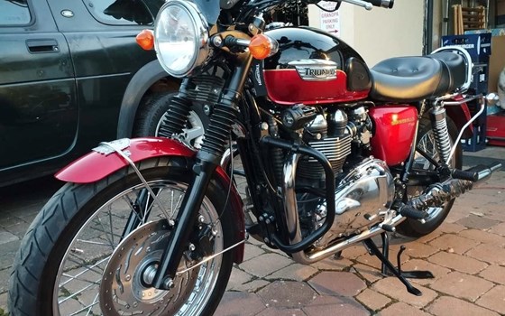 Gebrauchtmotorrad Triumph Bonneville T100 - Bild 1