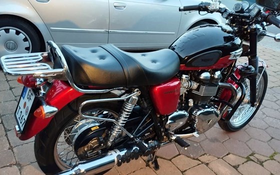 Gebrauchtmotorrad Triumph Bonneville T100 - Bild 4