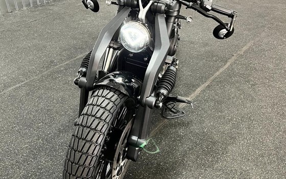 Gebrauchtmotorrad Benda Napoleonbob 125 - Bild 2