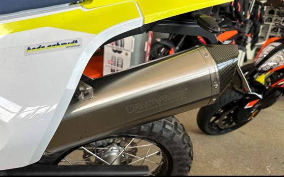 Gebrauchtmotorrad Husqvarna 701 Enduro - Bild 4