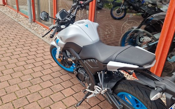 Gebrauchtmotorrad Yamaha MT-125 - Bild 3