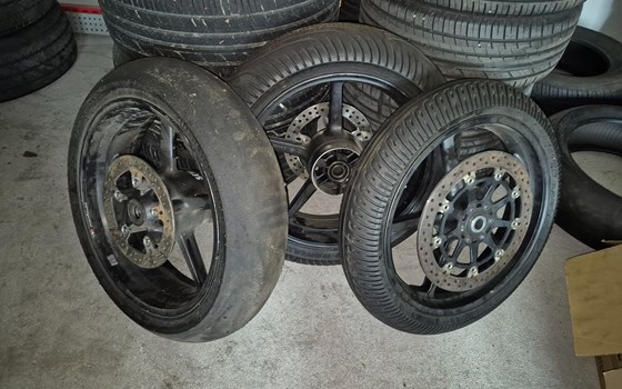 Gebrauchtmotorrad KTM 690 Duke R - Bild 15