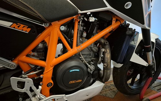 Gebrauchtmotorrad KTM 690 Duke R - Bild 3